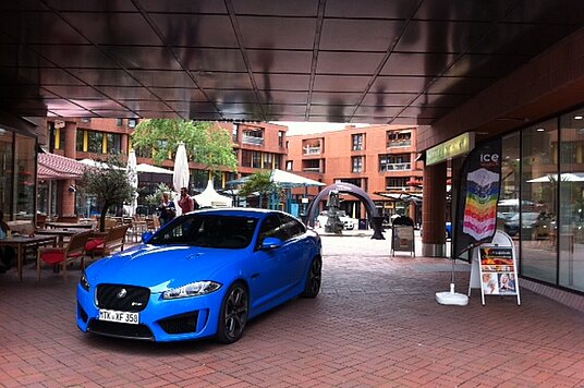 Jaguar Live Experience