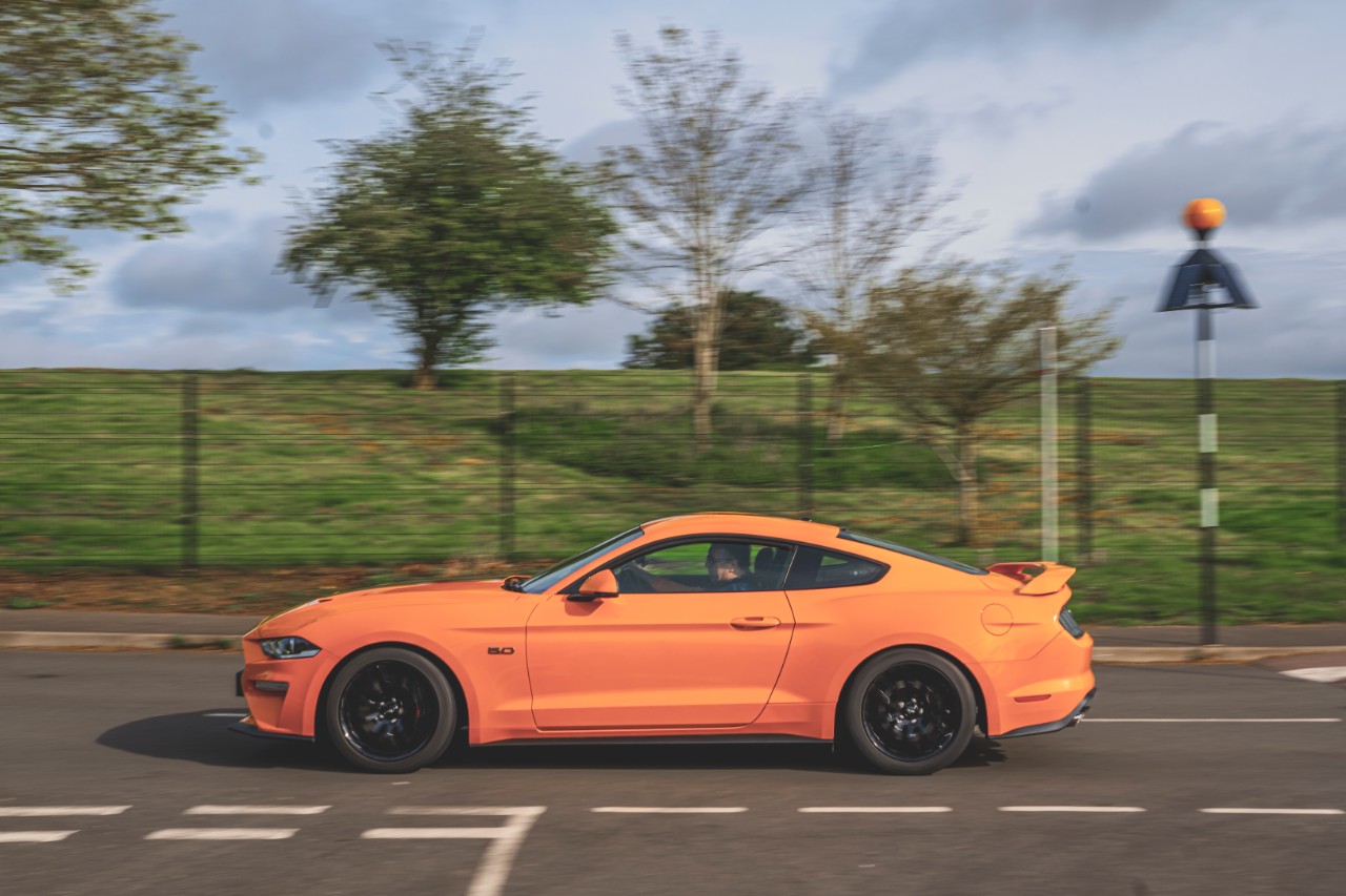 Ford Mustang orange