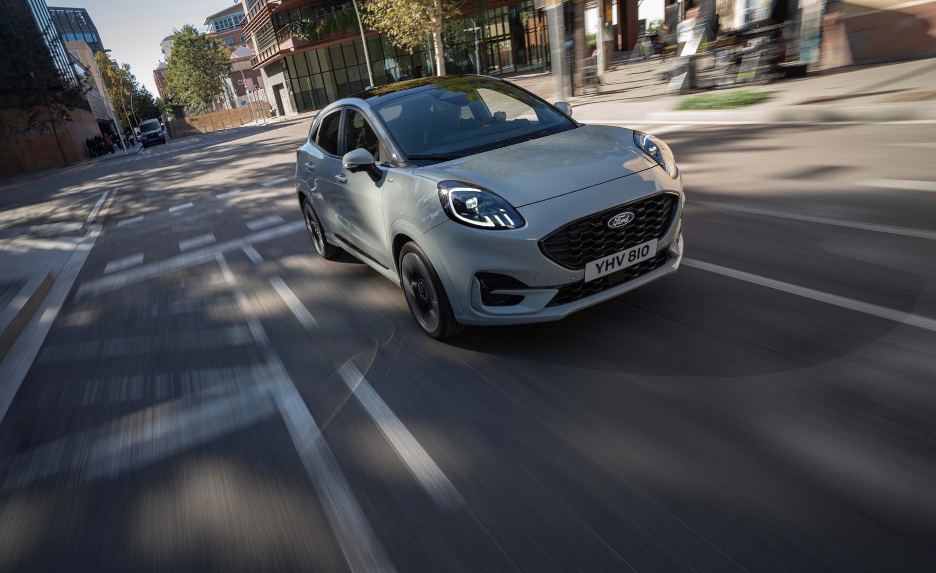 Ford Puma seitlich von vorn