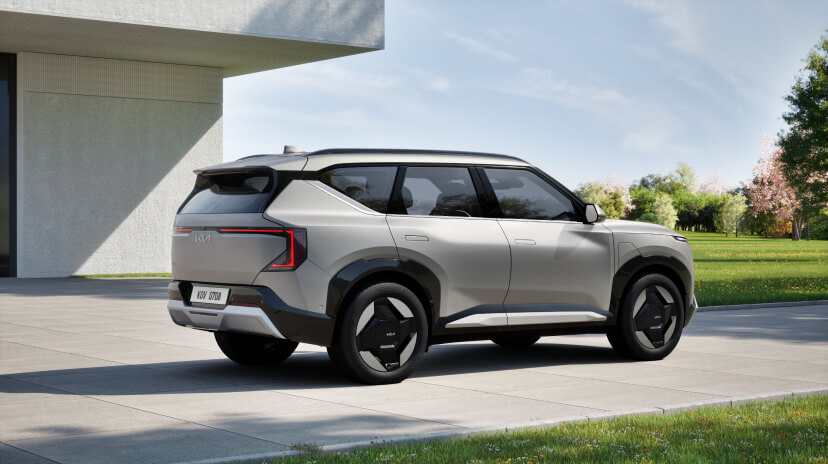 Kia EV5 schräg von hinten