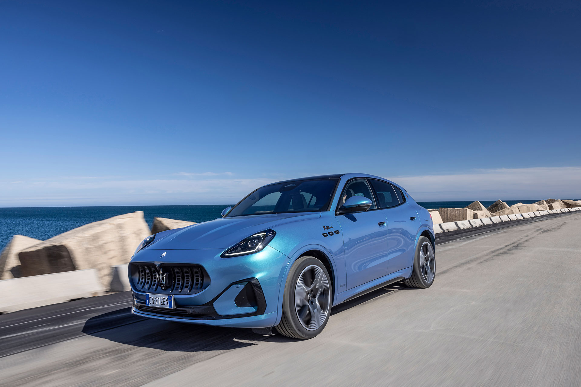 maserati_grecale_folgore