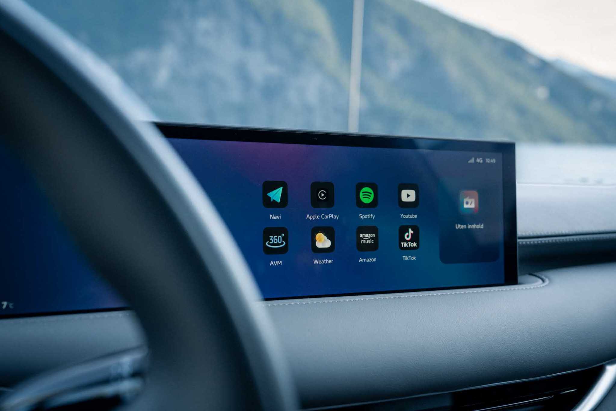 MG IM5 display