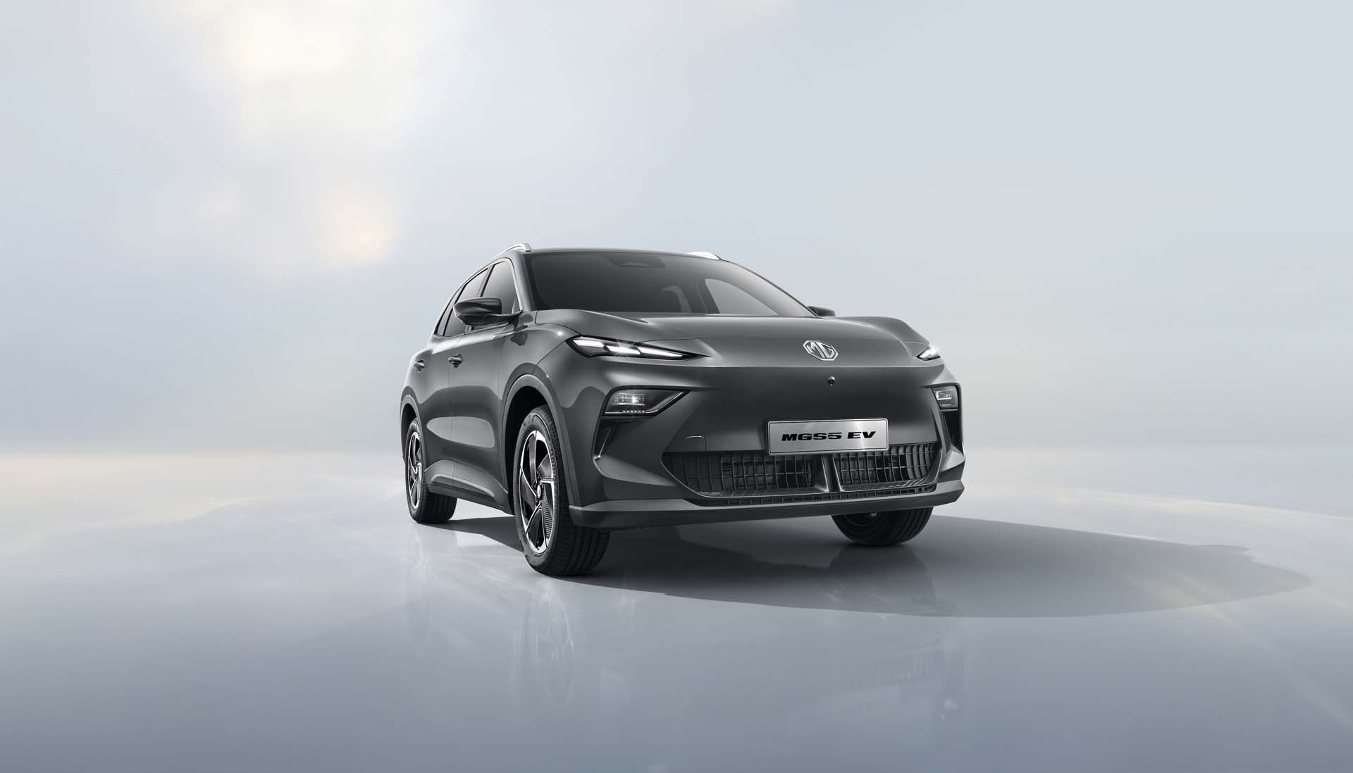 MGS5 schräg von vorn MGS5 schräg von vorn